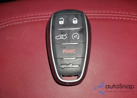 2024 Alfa Romeo Stelvio Veloce Awd z USA, uszkodzony, nr VIN ZASPAKBN3R7D78809